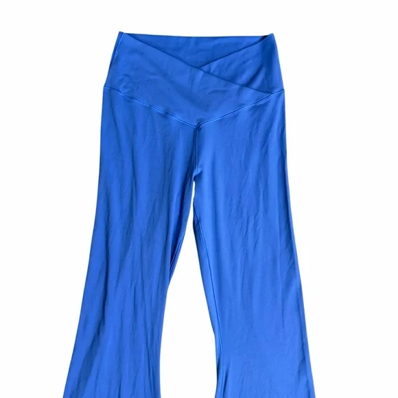 OFFLINE By Aerie Real Me High Waisted Crossover Flare Legging Blue Size Large - Picture 6 of 10